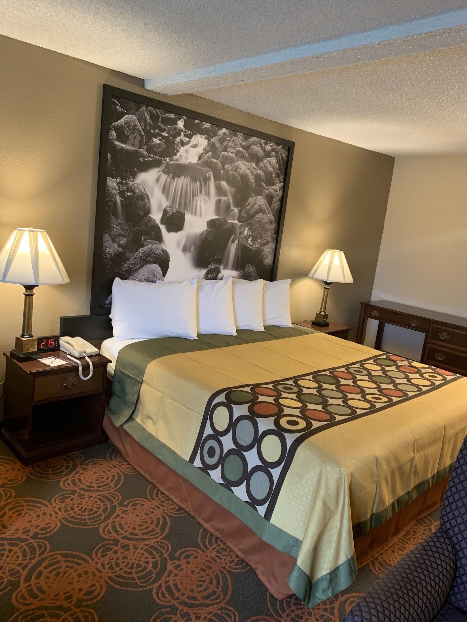 Sutton Suites Hotel SeaTac Bagian luar foto